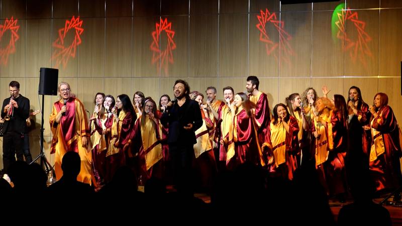 MIETEK SZCZEŚNIAK & GOSPEL JOY NA WALENTYNKI 