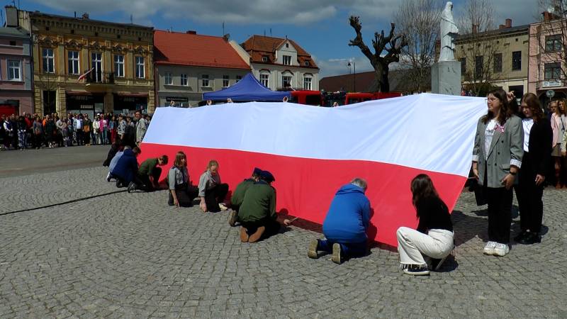 ŚWIĘTO KONSTYTUCJI W POBIEDZISKACH